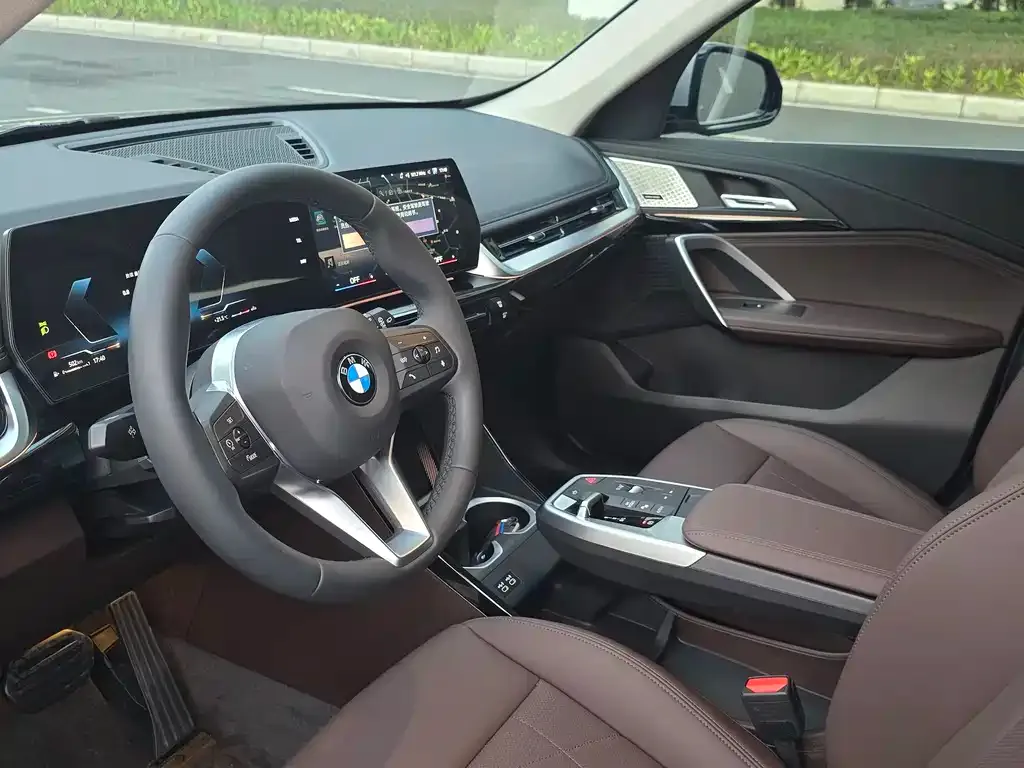 BMW X1 2024 из CN, фото 8