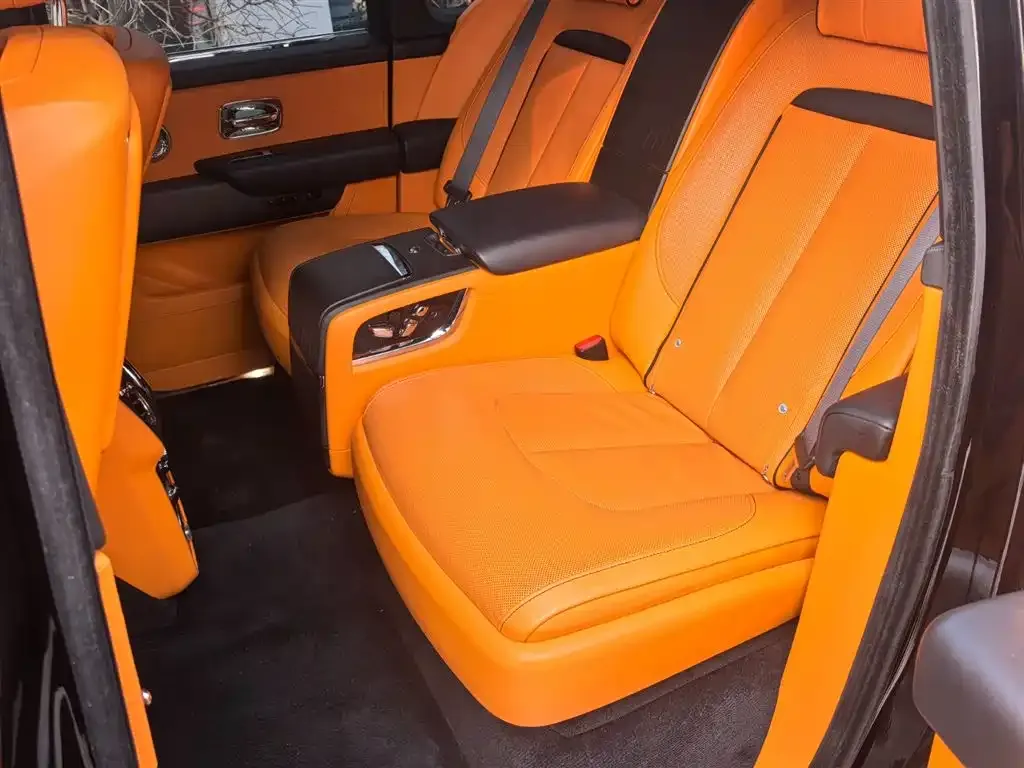 Rolls-Royce Cullinan 2023 из CN, фото 4