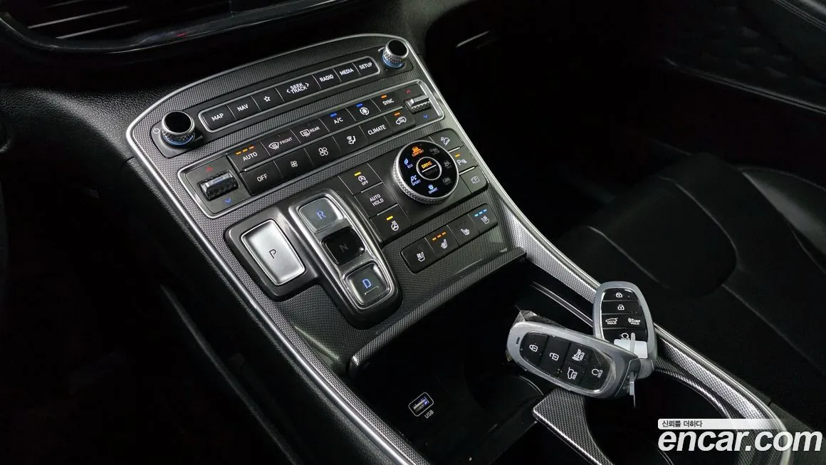 Hyundai Santafe — фото 9
