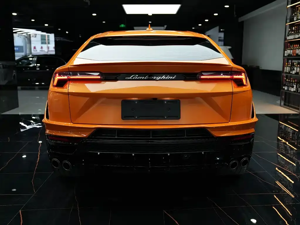 Lamborghini Urus 2023 из CN, фото 9