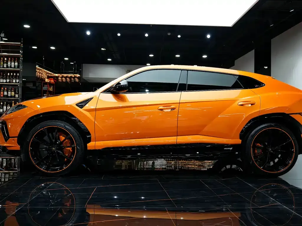 Lamborghini Urus 2023 из CN, фото 7