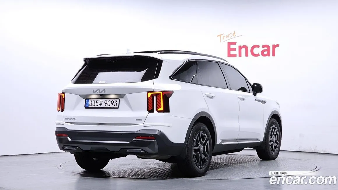 Kia Sorento — фото 4