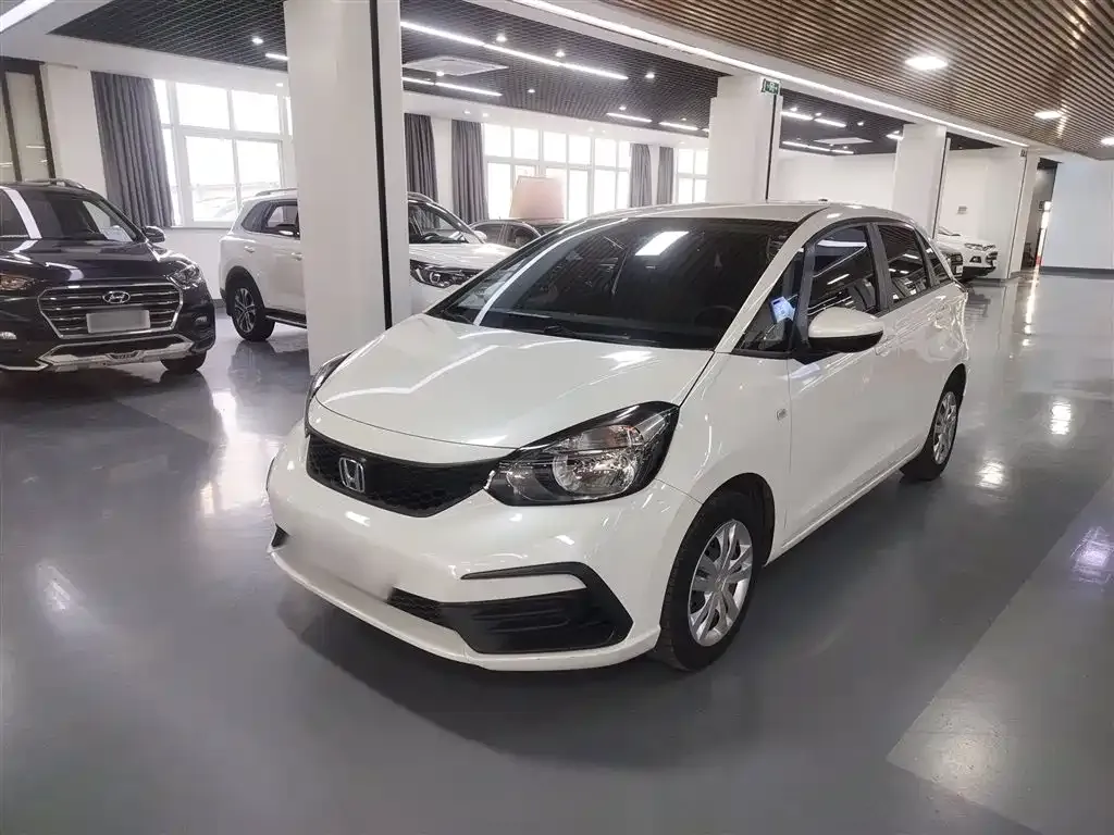 Honda Fit — фото 2