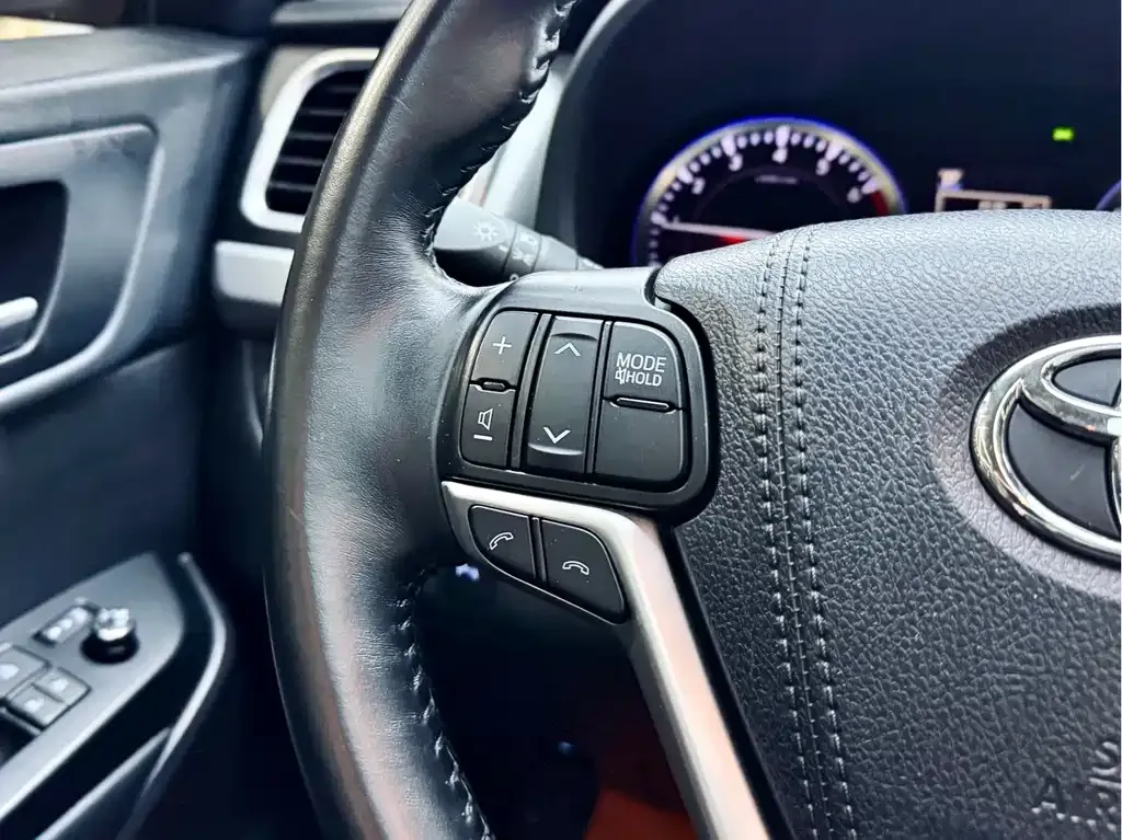 Toyota Highlander 2021 из CN, фото 5