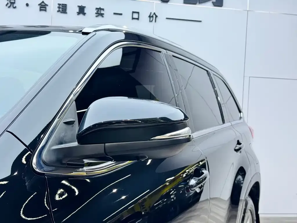 Toyota Highlander 2021 из CN, фото 3