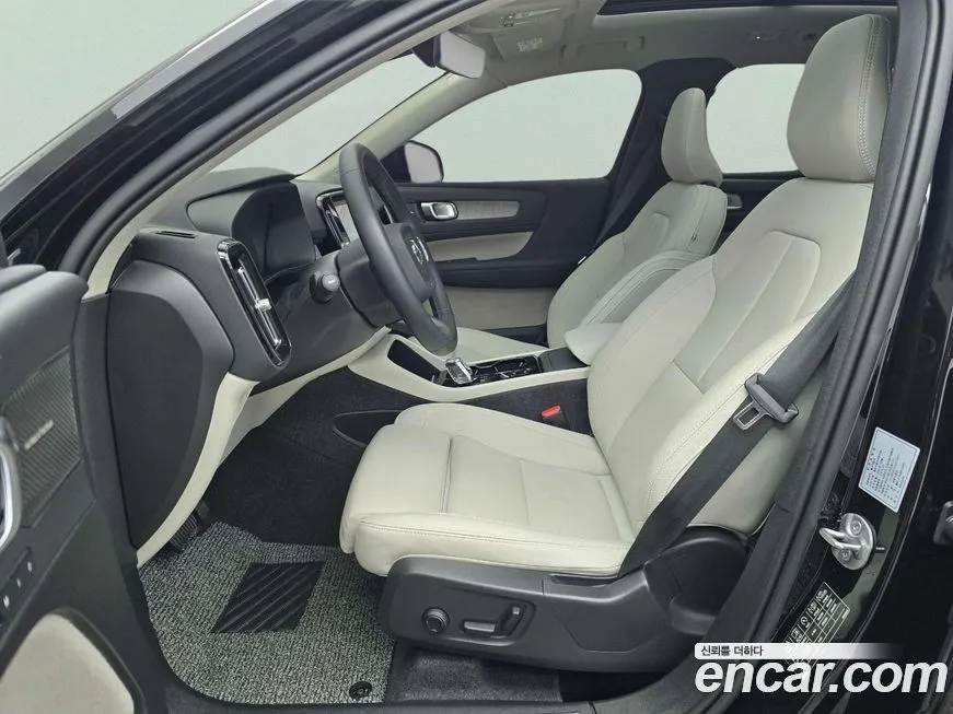 Volvo XC40 2025 из KR, фото 5