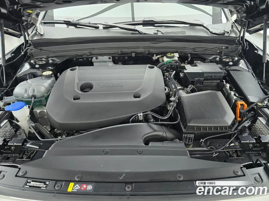 Volvo XC40 2025 из KR, фото 7