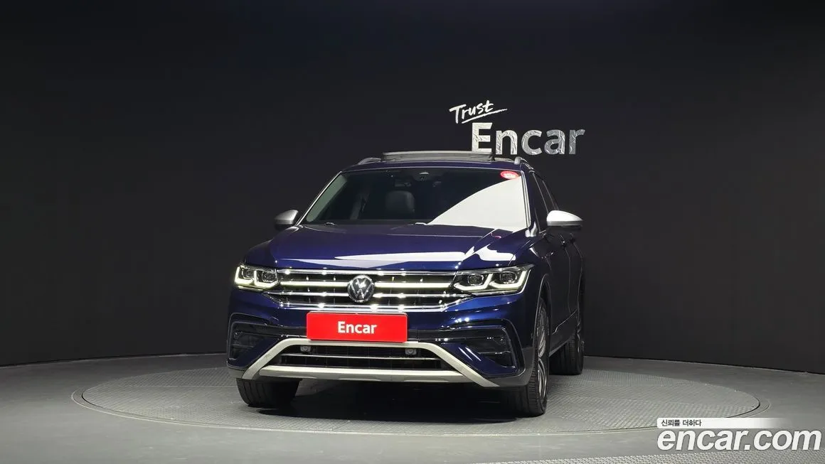 Volkswagen Tiguan — фото 8