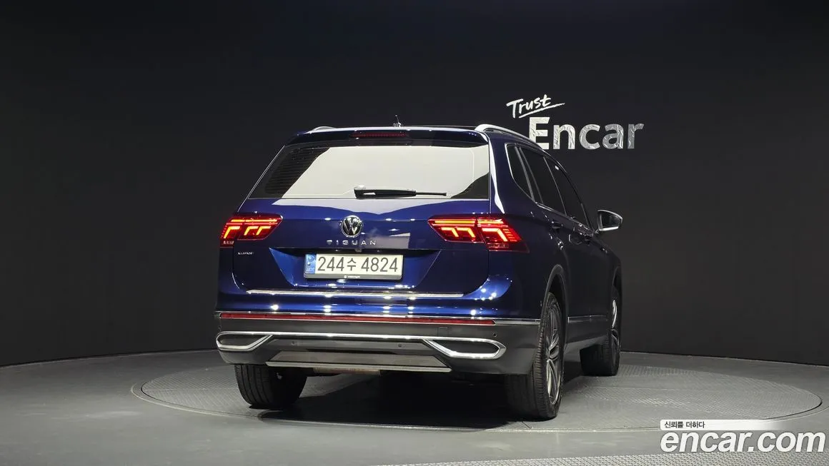 Volkswagen Tiguan — фото 6