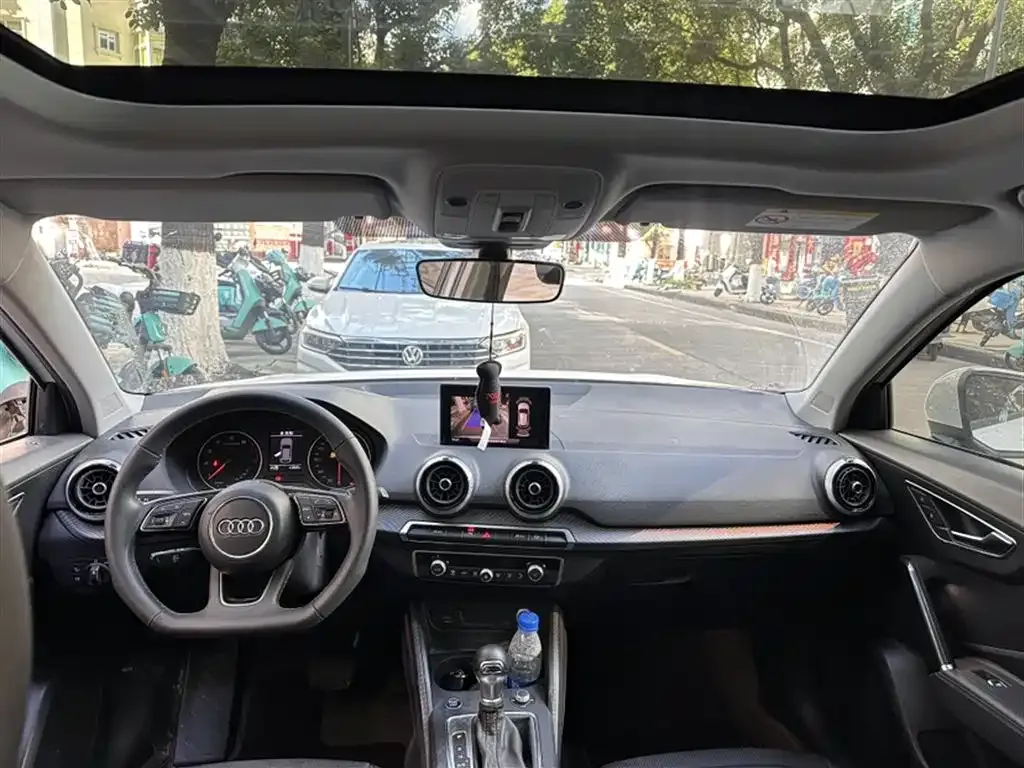 Audi Q2L 2023 из CN, фото 9
