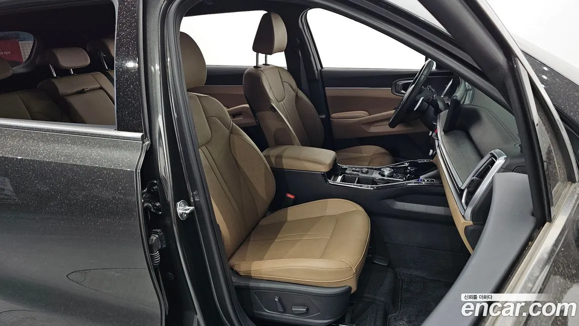 Kia Sorento — фото 6