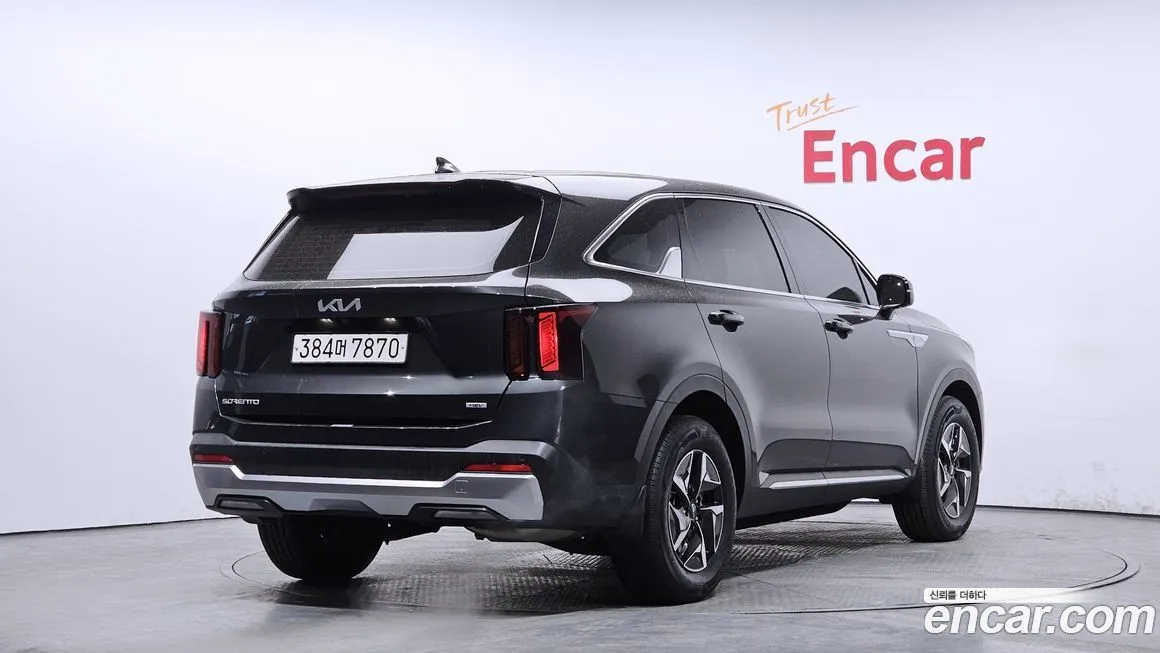 Kia Sorento — фото 10