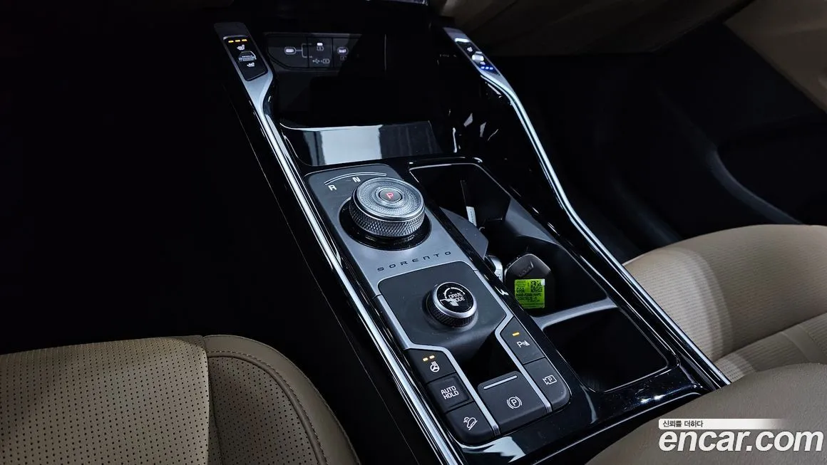 Kia Sorento — фото 7