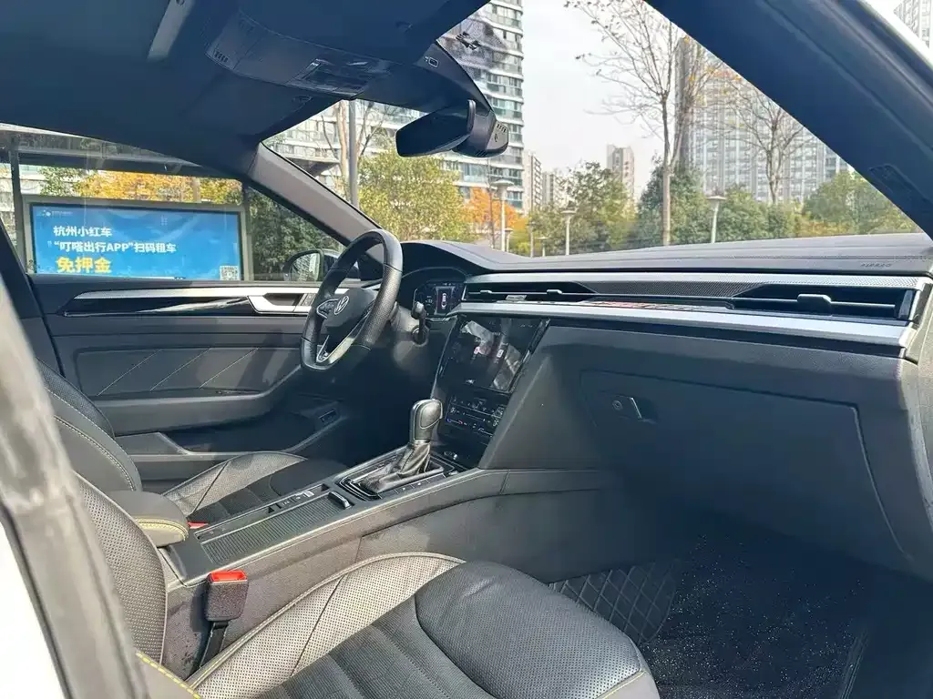 Volkswagen CC 2022 из CN, фото 2