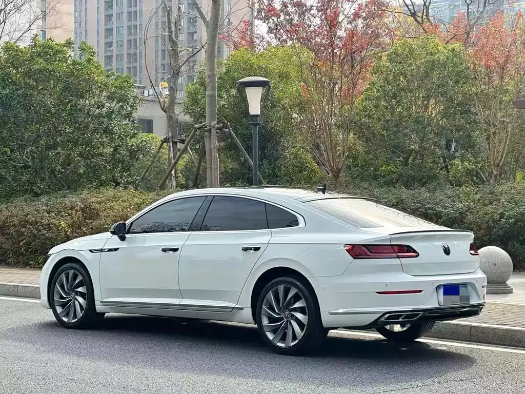 Volkswagen CC 2022 из CN, фото 9