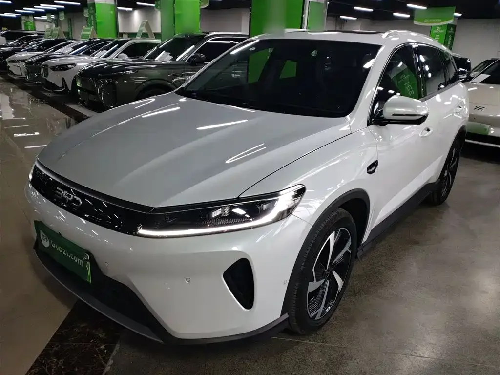 BYD Seal 05 DM-i 2025 из CN, фото 1