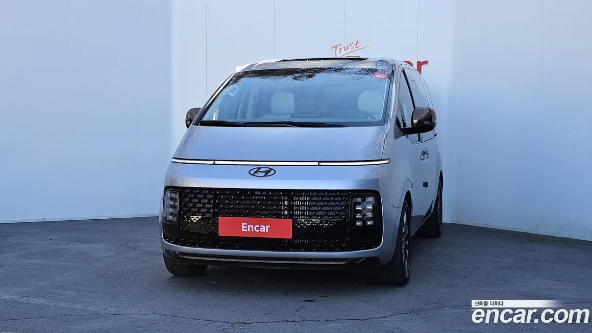 Hyundai Staria 2023 из KR, фото 3