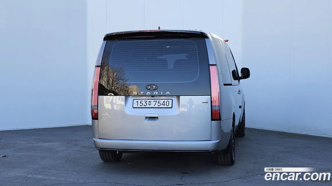 Hyundai Staria 2023 из KR, фото 4