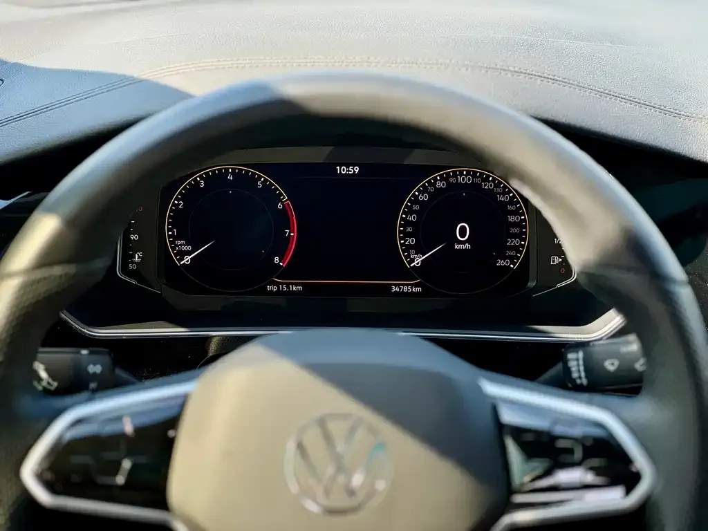Volkswagen Passat — фото 10