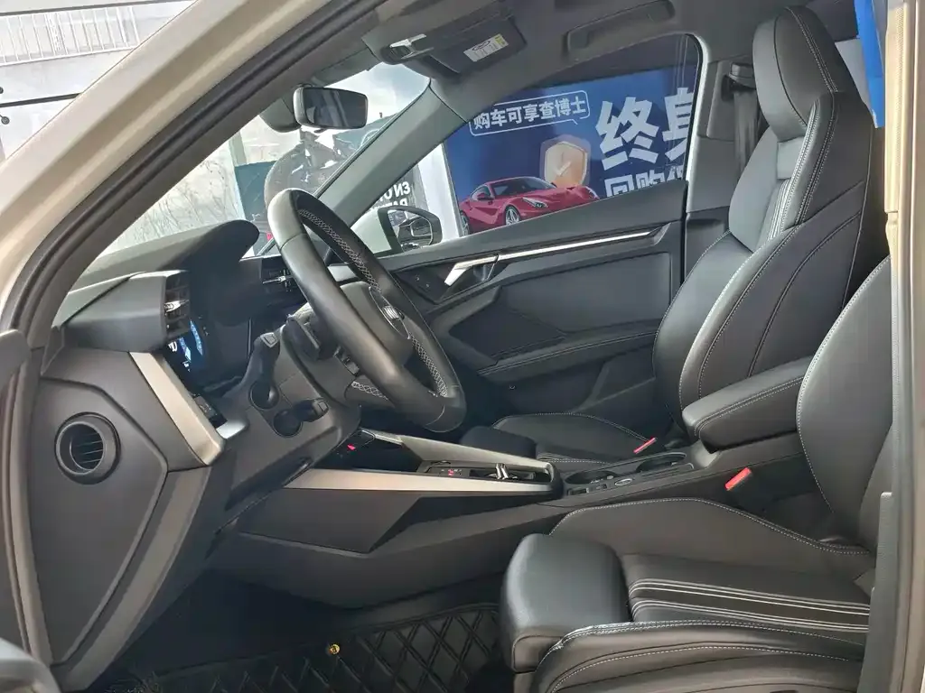 Audi A3 2023 из CN, фото 9