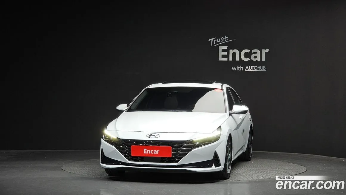 Hyundai AVANTE — фото 3