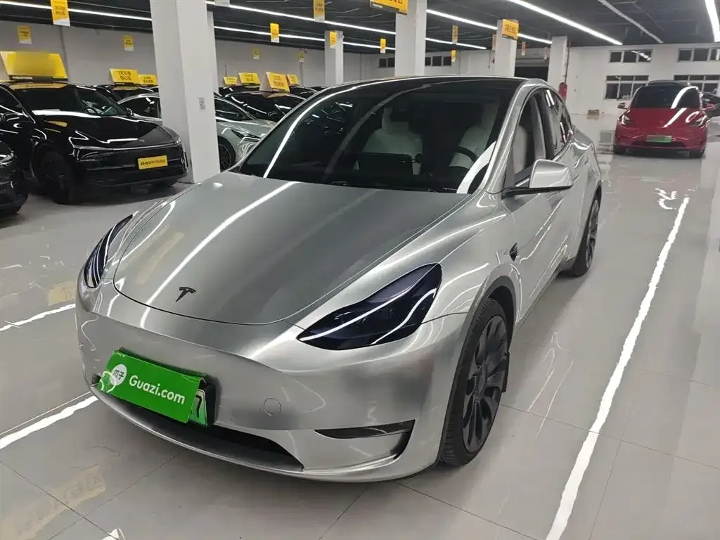 Tesla Model Y 2024 из CN, фото 1