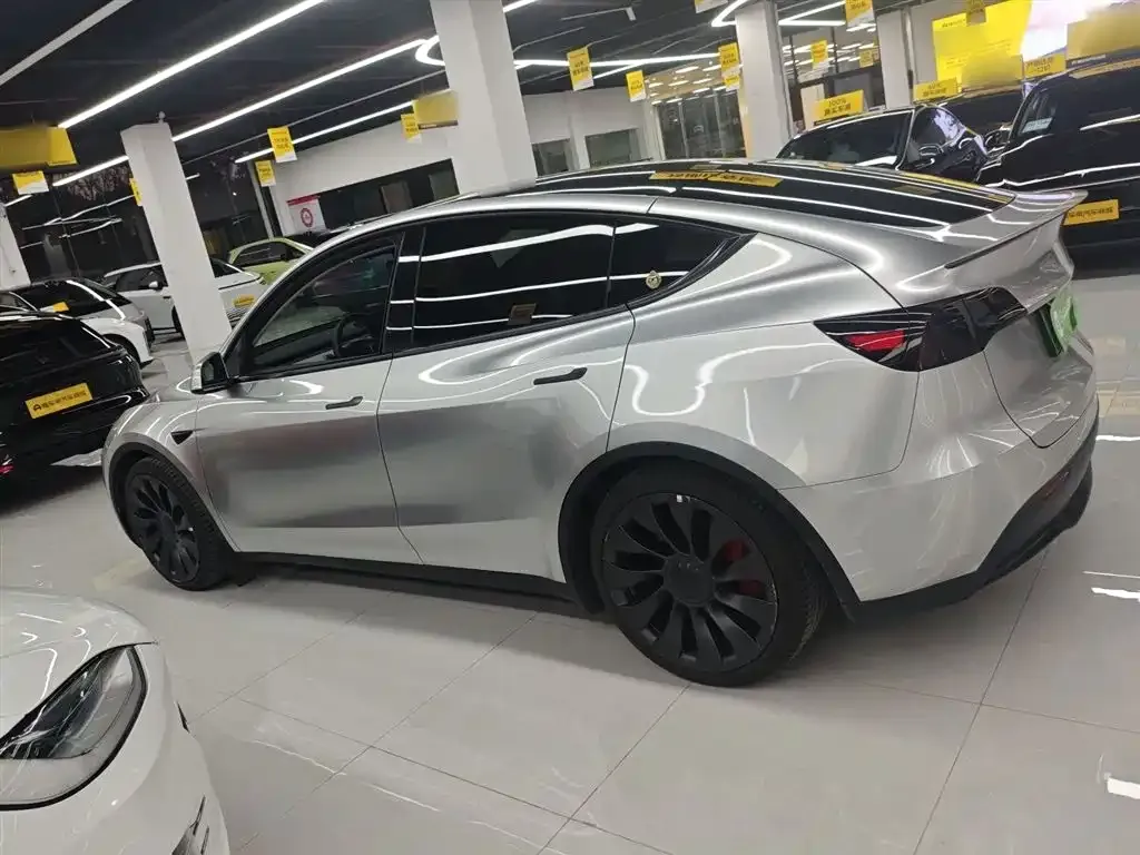 Tesla Model Y 2024 из CN, фото 7