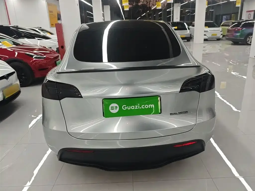 Tesla Model Y 2024 из CN, фото 6