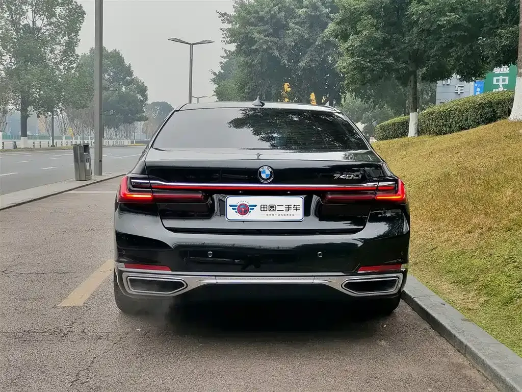 BMW 7 Series 2021 из CN, фото 5