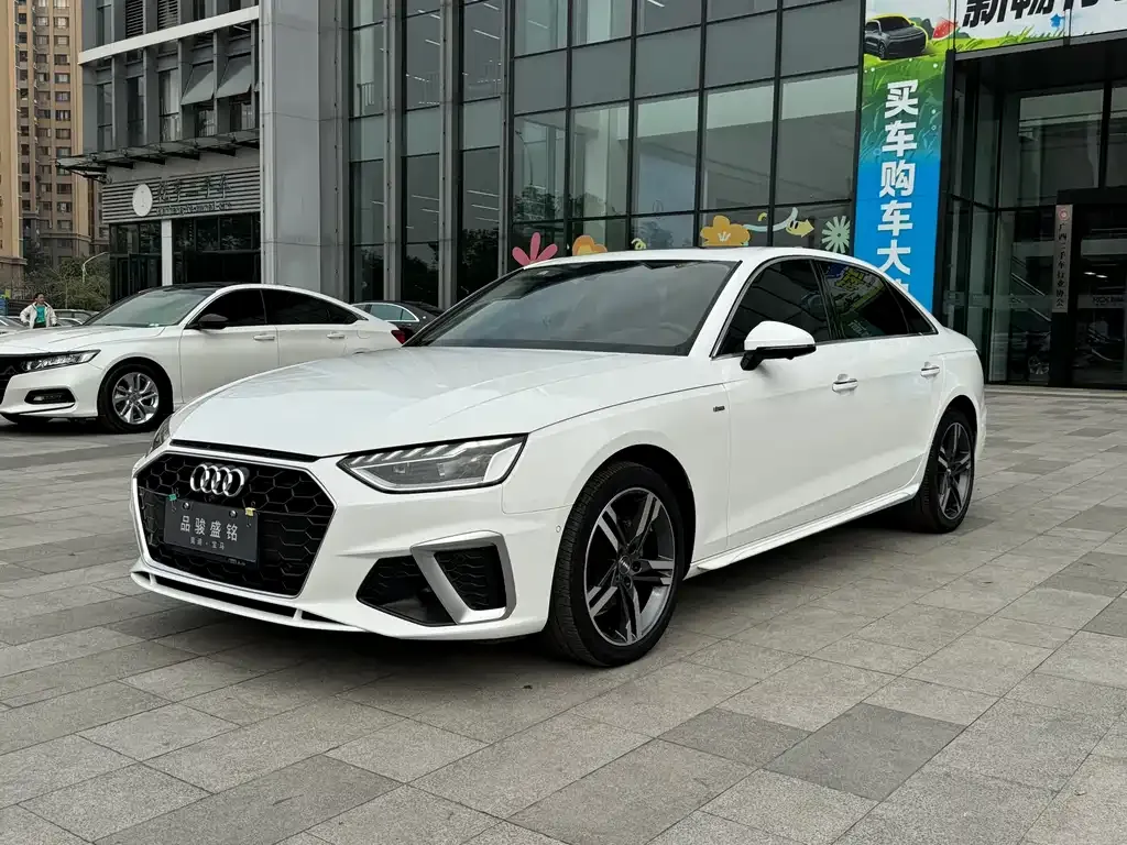 Audi A4L 2021 из CN, фото 1