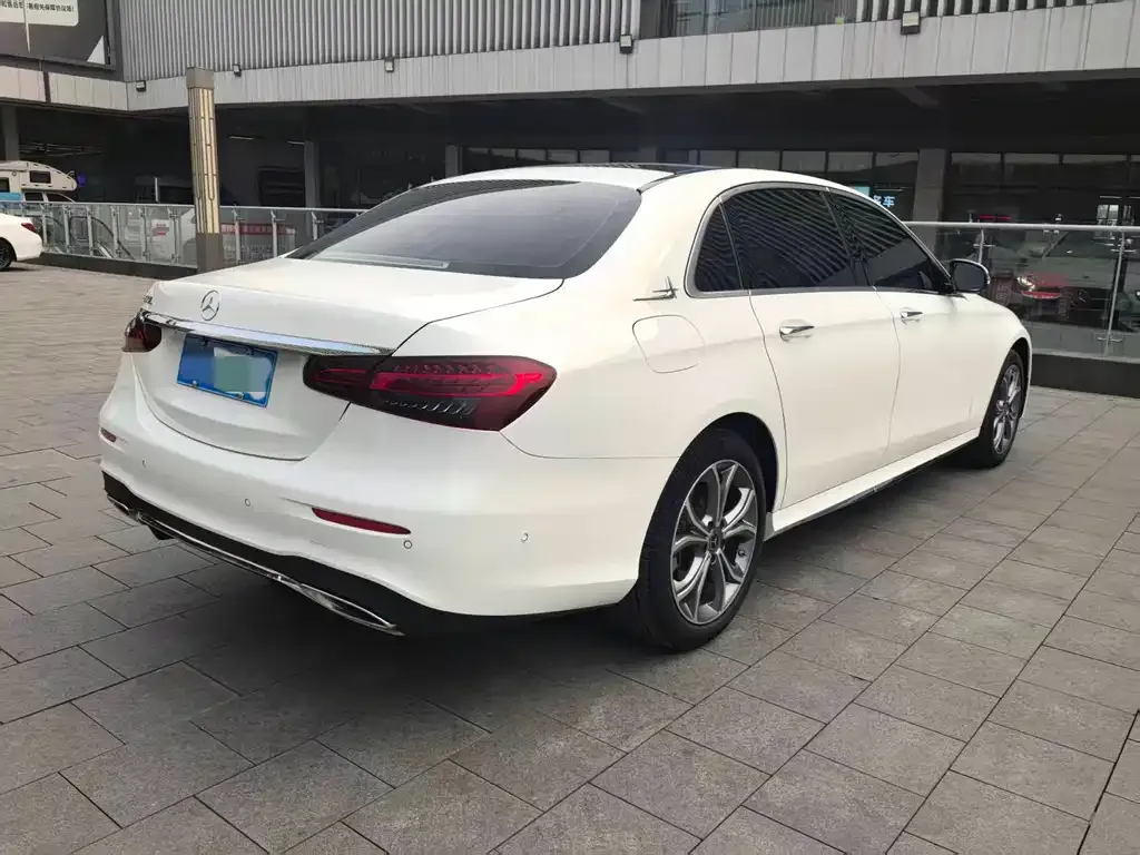Mercedes-Benz E-Class 2022 из CN, фото 6