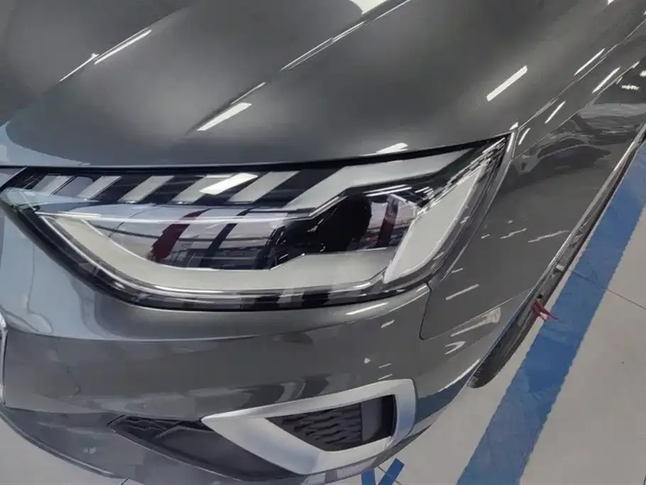 Audi A4L 2024 из CN, фото 9
