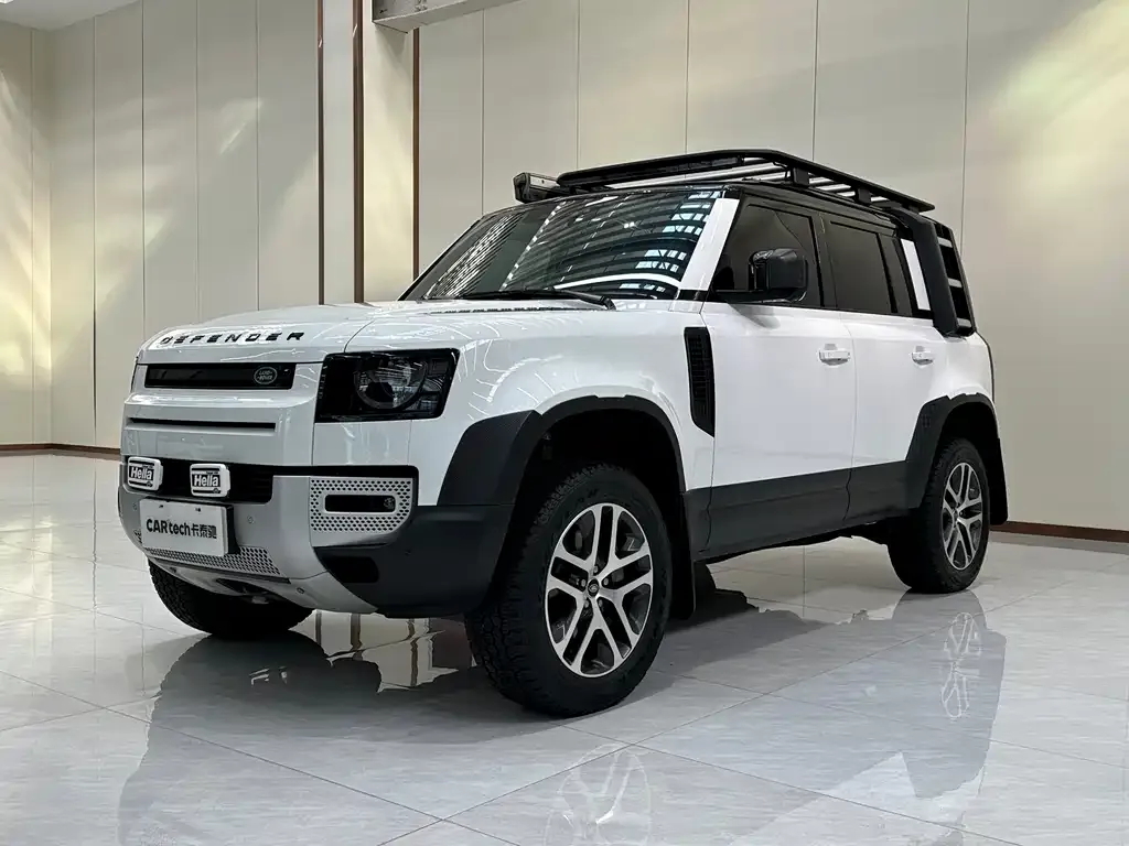 Land Rover Defender — фото 1