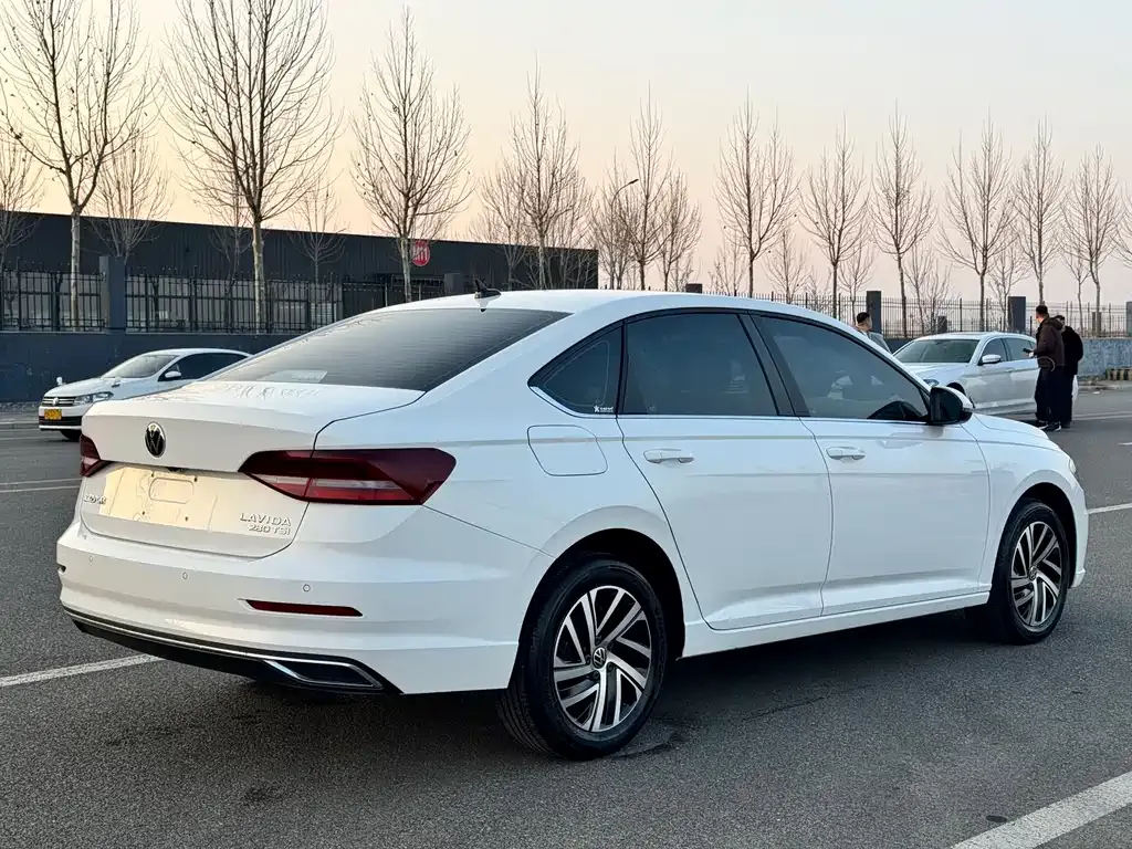 Volkswagen Lavida 2022 из CN, фото 10
