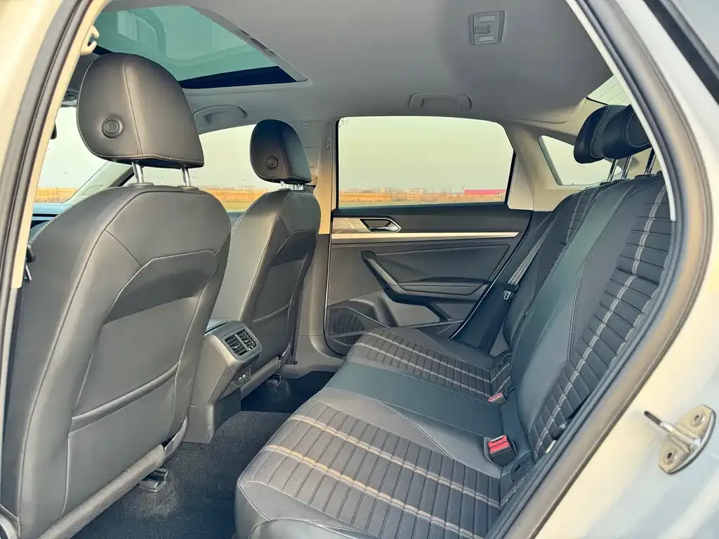 Volkswagen Lavida 2022 из CN, фото 6