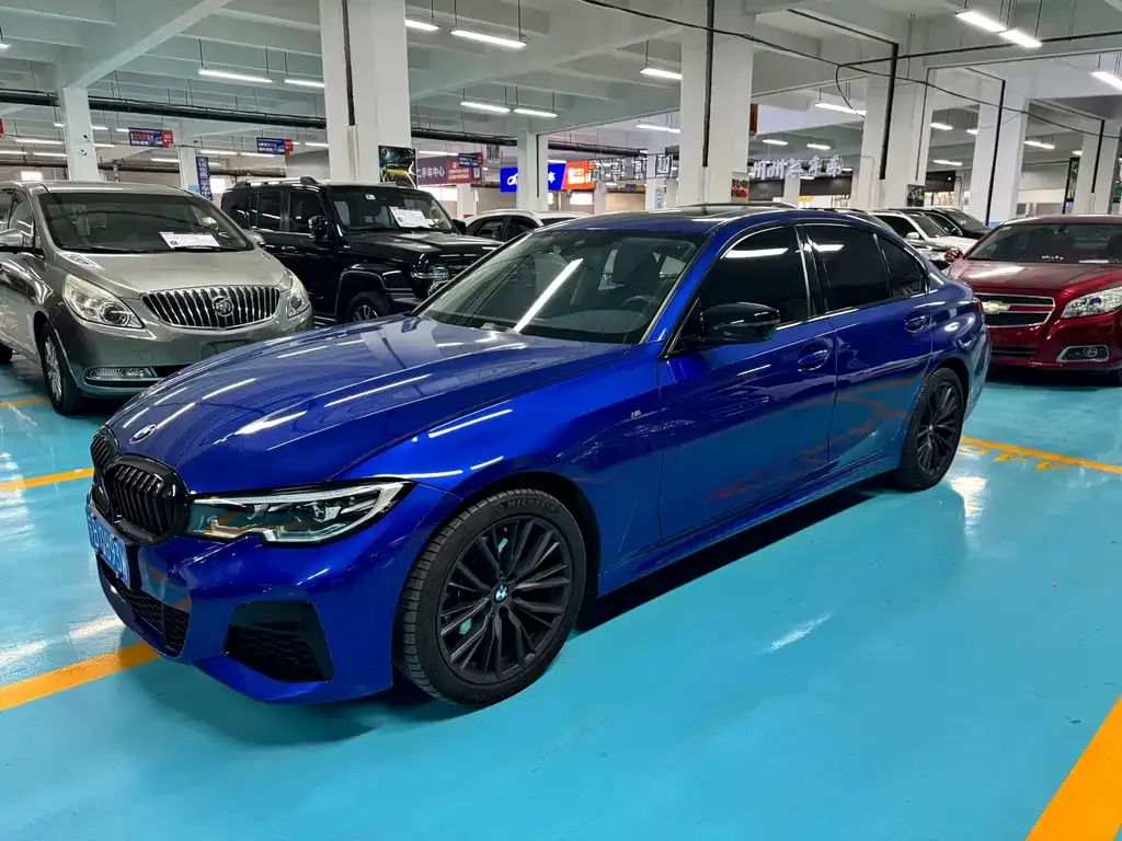 BMW 3 Series 2021 из CN, фото 1
