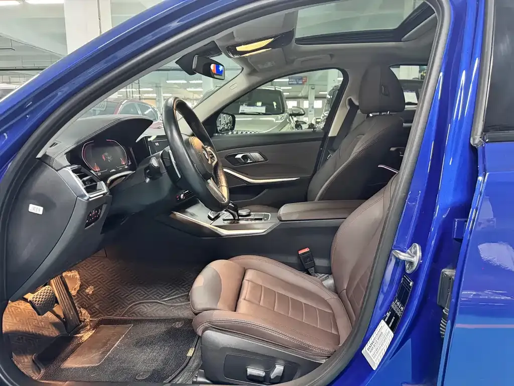 BMW 3 Series 2021 из CN, фото 8