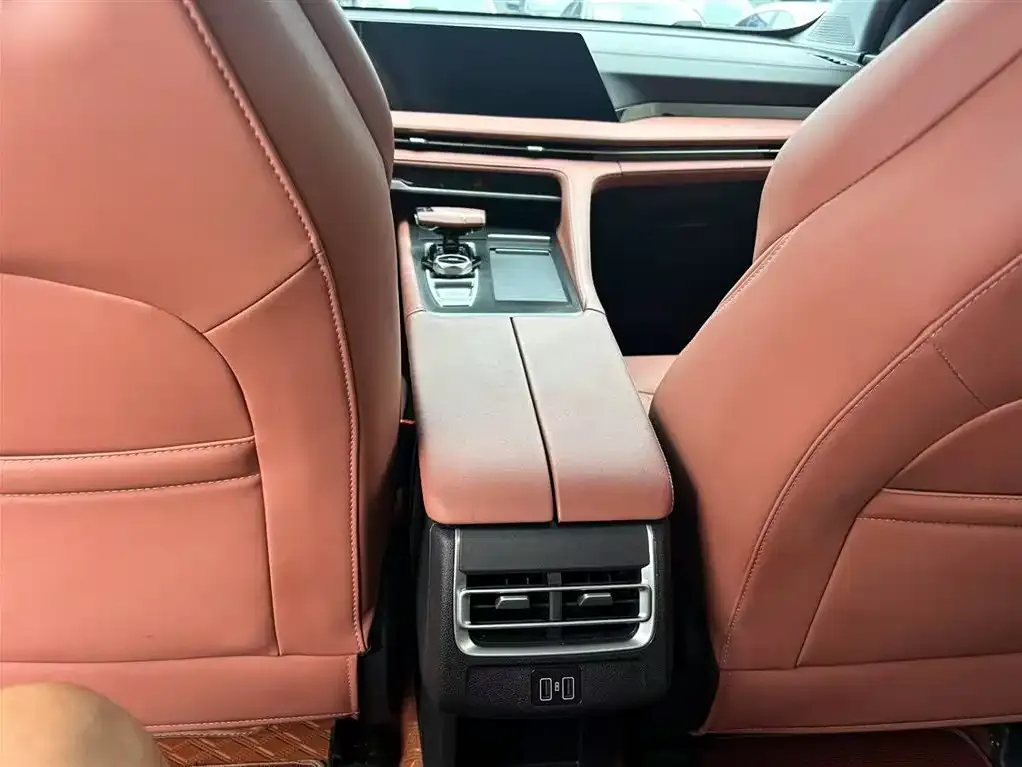 Changan CS75PLUS — фото 9