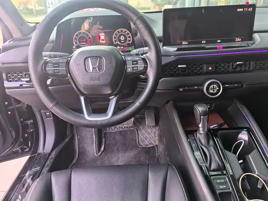 Honda Accord — фото 6