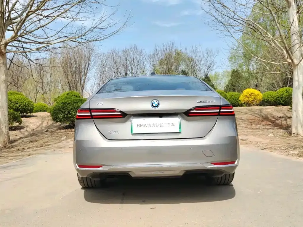 BMW i5 2024 из CN, фото 8