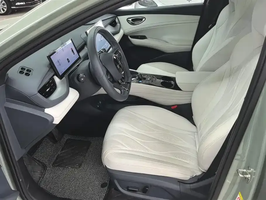 BYD Seal 06GT — фото 6