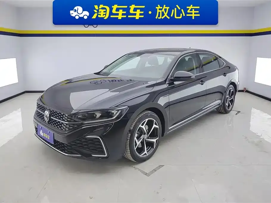 Volkswagen Passat 2023 из CN, фото 1