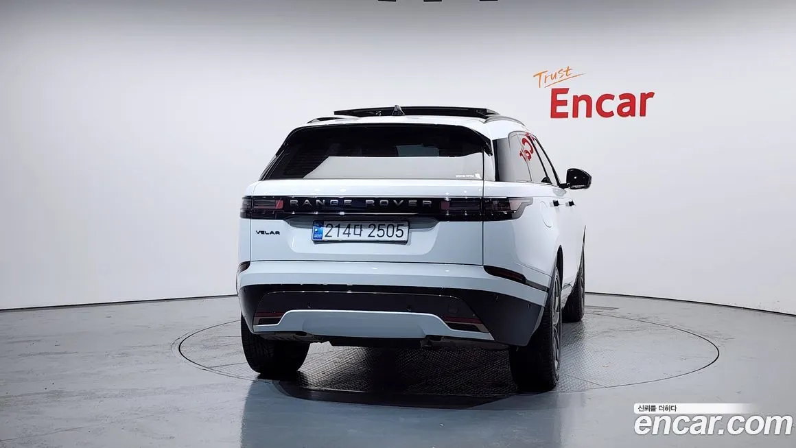 Land Rover Range Rover Velar 2024 из KR, фото 3