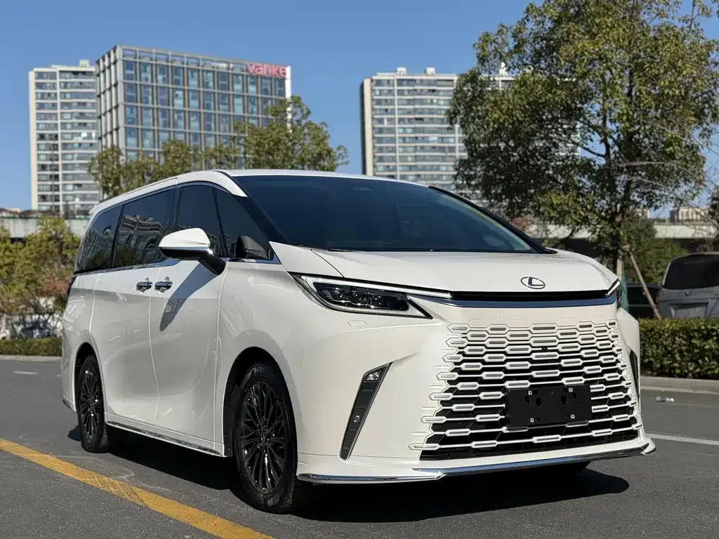 Lexus LM 2023 из CN, фото 8