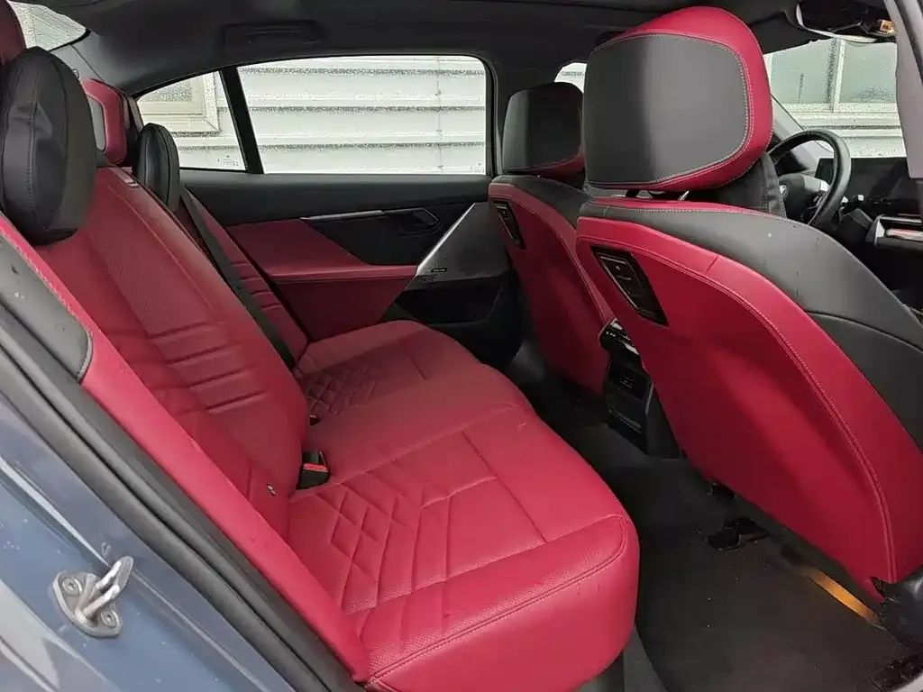 BMW i5 2024 из CN, фото 4