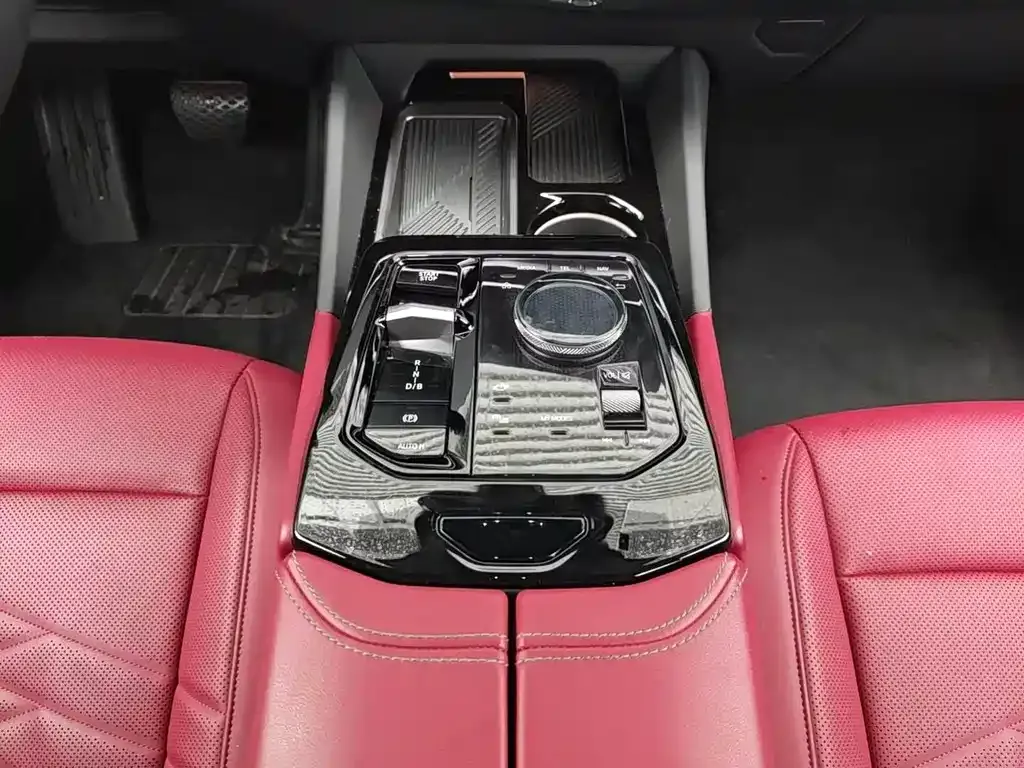 BMW i5 2024 из CN, фото 9