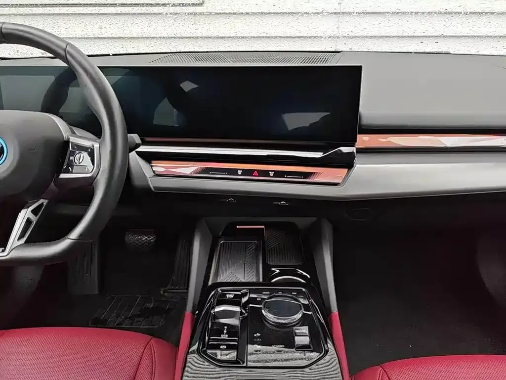 BMW i5 2024 из CN, фото 6