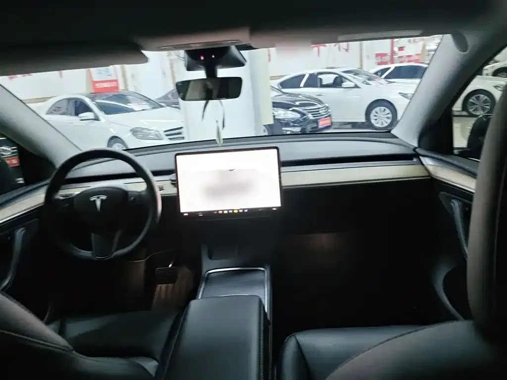 Tesla Model Y 2023 из CN, фото 10