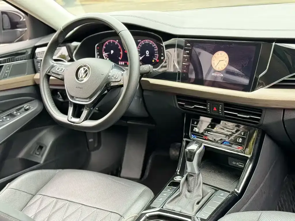 Volkswagen Passat — фото 3