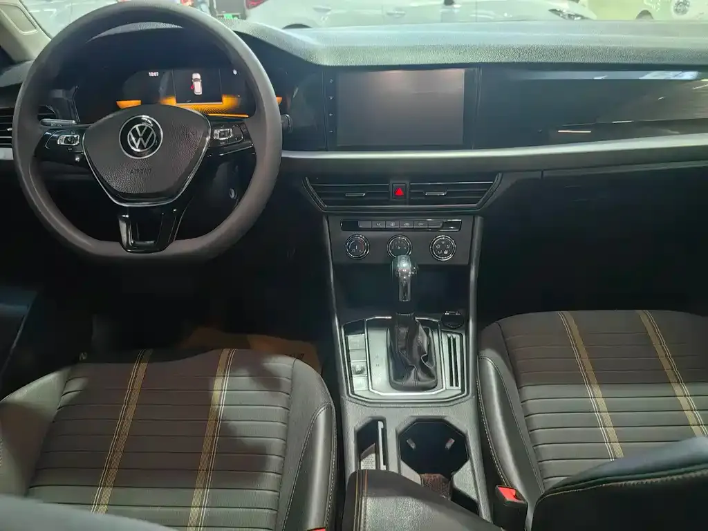 Volkswagen Lavida 2022 из CN, фото 4
